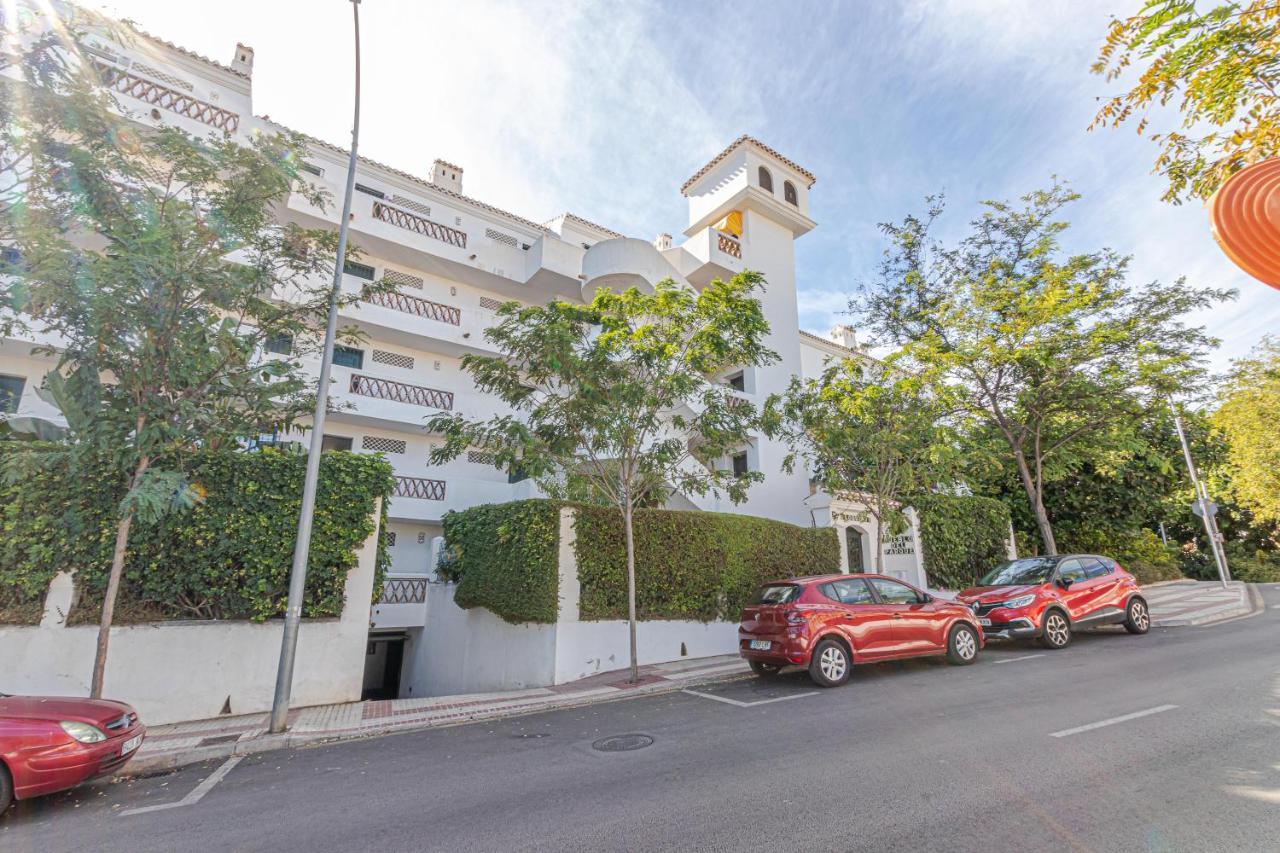 797 Holiday Rentals - Apartamento Frente Al Parque La Paloma Con Piscina ベナルマデナ エクステリア 写真